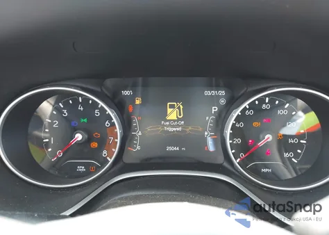 2019 Jeep Compass Limited 4X4 z USA, uszkodzony, nr VIN 3C4NJDCB4KT675346